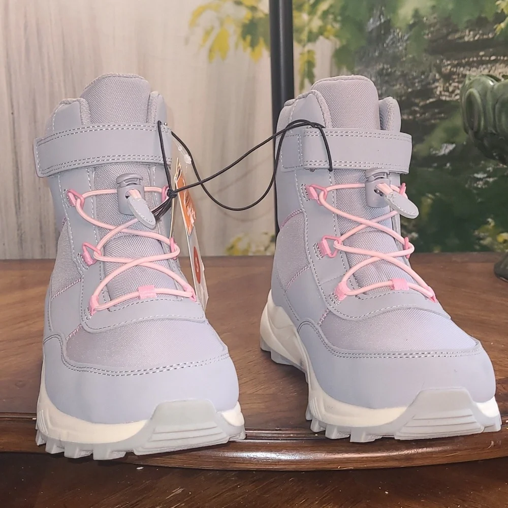 New with tags! Cat & Jack Girls 6 gray pink winter leather waterproof boots